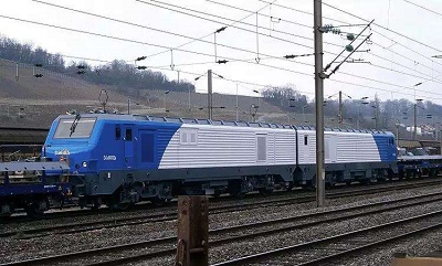 考火車(chē)司機(jī)有什么要求？哪里能學(xué)火車(chē)司機(jī)