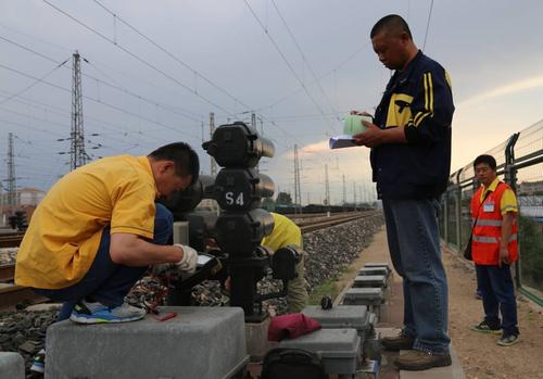 石家莊東華鐵路學(xué)校專(zhuān)業(yè)