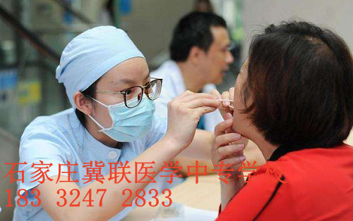 石家莊哪個(gè)中專學(xué)校開設(shè)口腔專業(yè)？