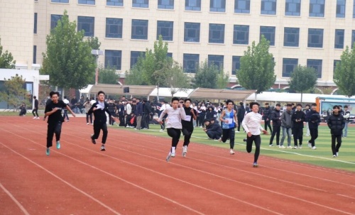 2026年石家莊東華鐵路學校卡分嗎？