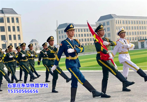 石家莊東華鐵路學(xué)校管的嚴(yán)嗎？可以隨便出入學(xué)校嗎？
