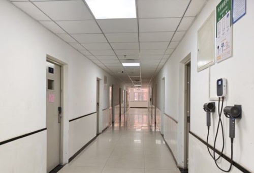 石家莊東華鐵路學(xué)校宿舍能洗澡嗎？