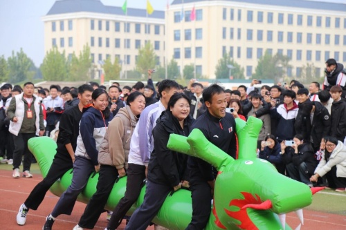 重磅利好！保定 8 個貧困縣學子就讀石家莊東華鐵路學校補助政策全解析