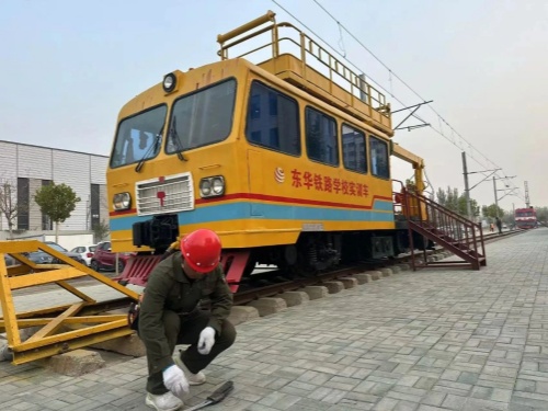 內燃機車司機是不是不好找工作？